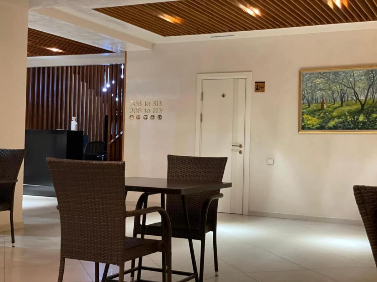 Barhat Hotel & Spa Taraz Eksteriør billede