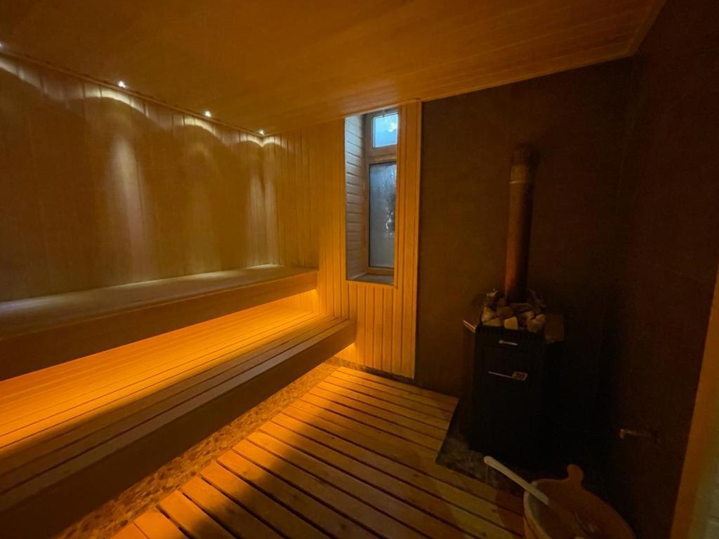 Barhat Hotel & Spa Taraz Eksteriør billede