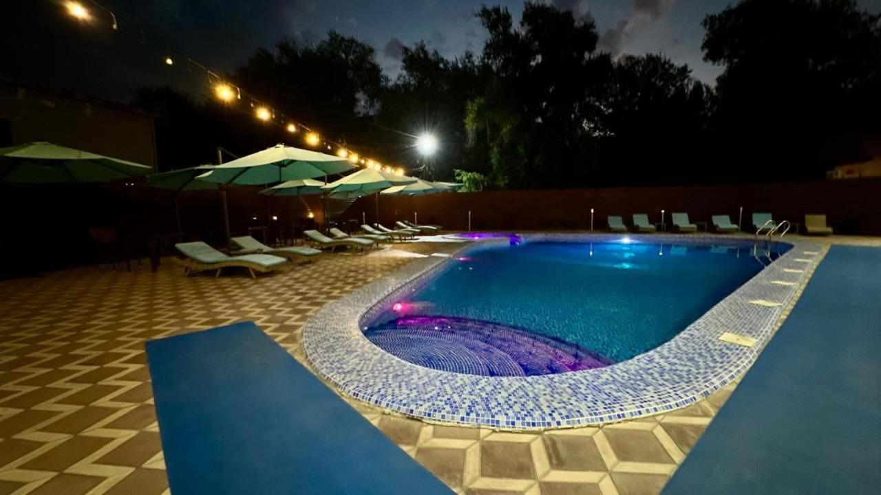 Barhat Hotel & Spa Taraz Eksteriør billede