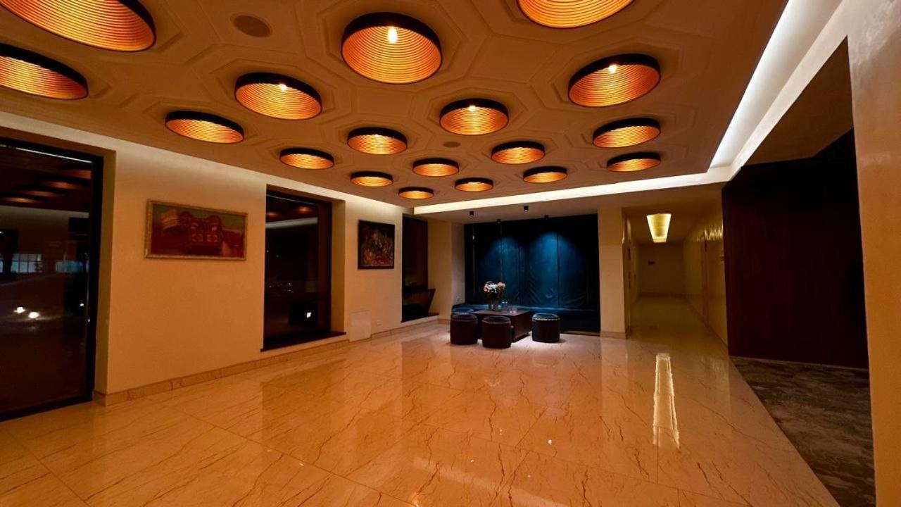 Barhat Hotel & Spa Taraz Eksteriør billede