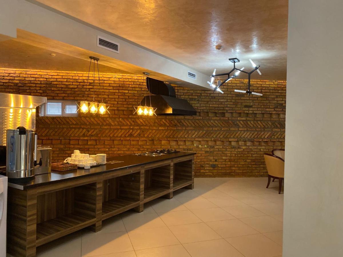 Barhat Hotel & Spa Taraz Eksteriør billede